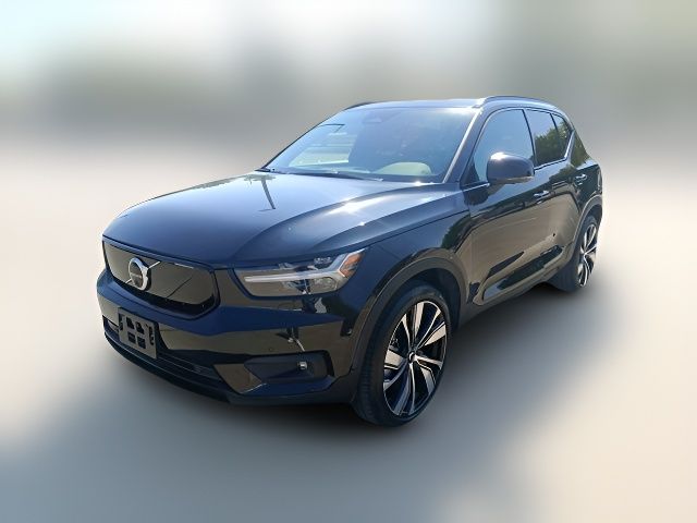 2021 Volvo XC40 Base