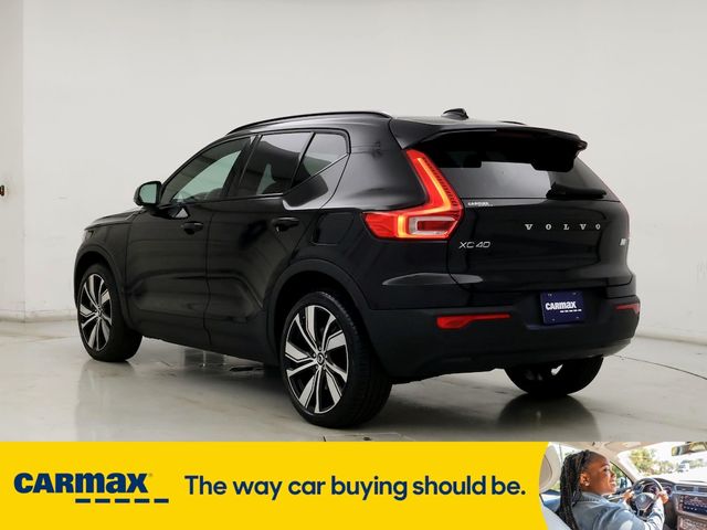 2021 Volvo XC40 Base