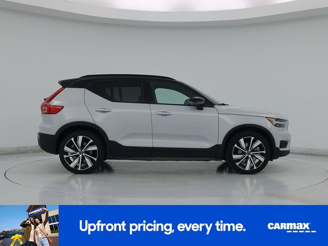 2021 Volvo XC40 Base