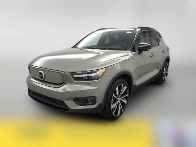 2021 Volvo XC40 Base