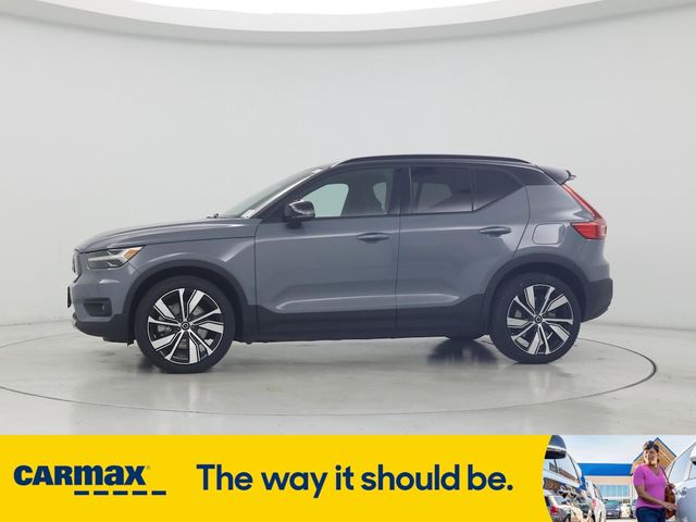 2021 Volvo XC40 Base