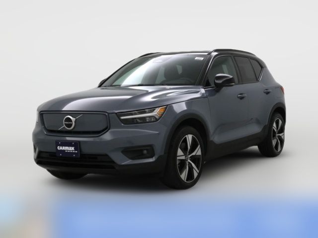 2021 Volvo XC40 Base