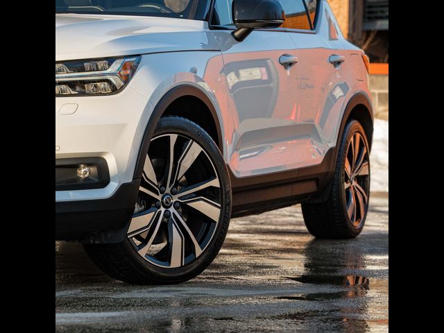 2021 Volvo XC40 Base