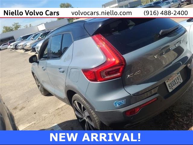 2021 Volvo XC40 Base