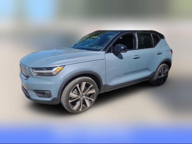 2021 Volvo XC40 Base