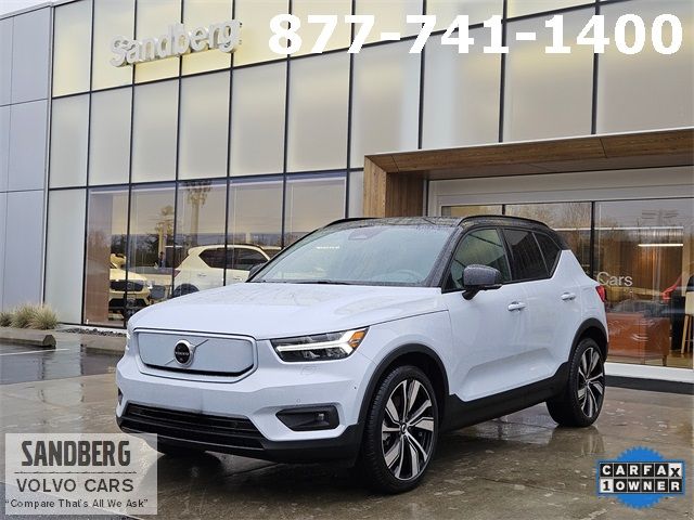 2021 Volvo XC40 Base