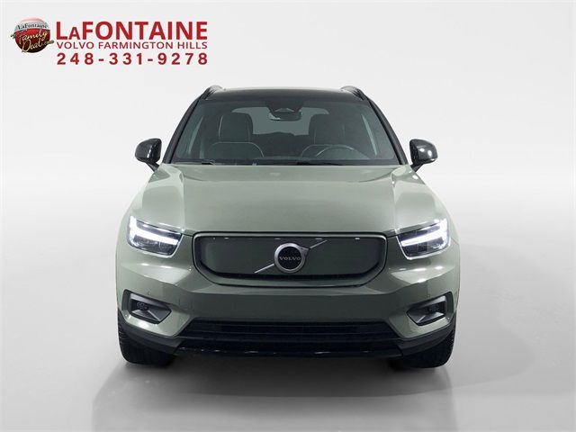 2021 Volvo XC40 Base