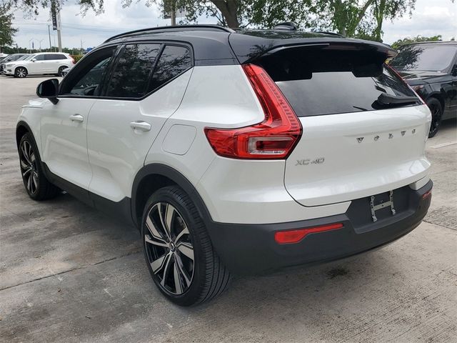 2021 Volvo XC40 Base