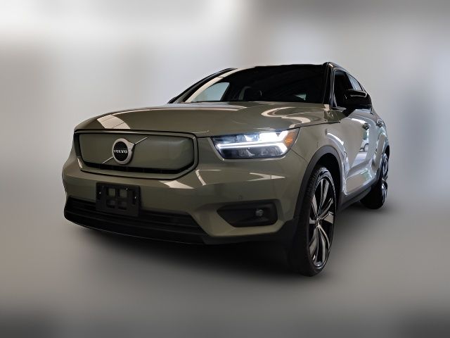 2021 Volvo XC40 Base