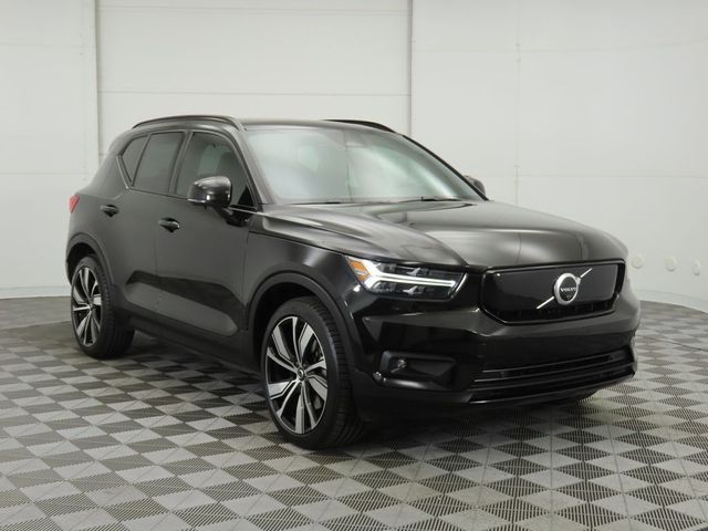 2021 Volvo XC40 Base