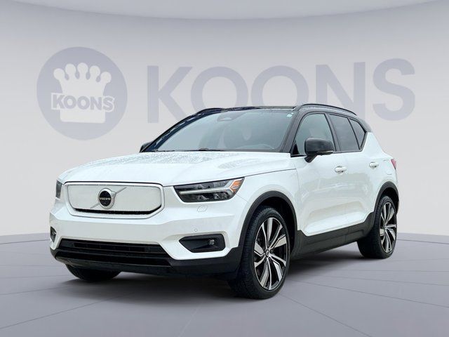 2021 Volvo XC40 Base