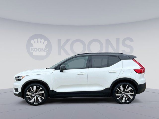 2021 Volvo XC40 Base