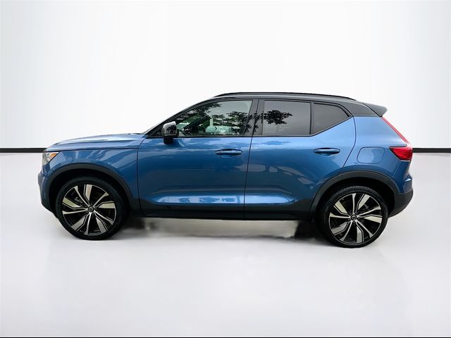 2021 Volvo XC40 Base