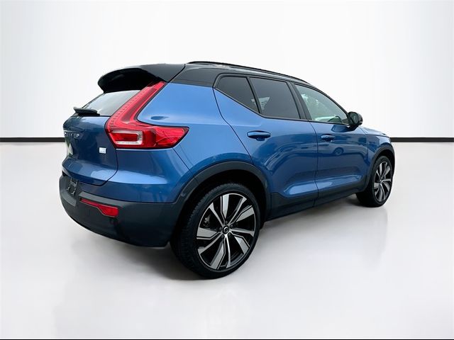 2021 Volvo XC40 Base