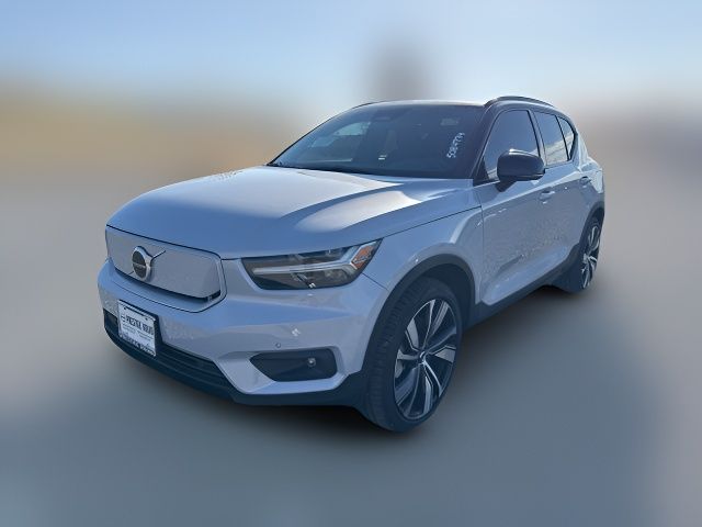 2021 Volvo XC40 Base