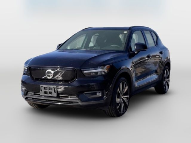 2021 Volvo XC40 Base