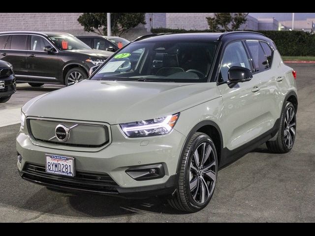 2021 Volvo XC40 Base