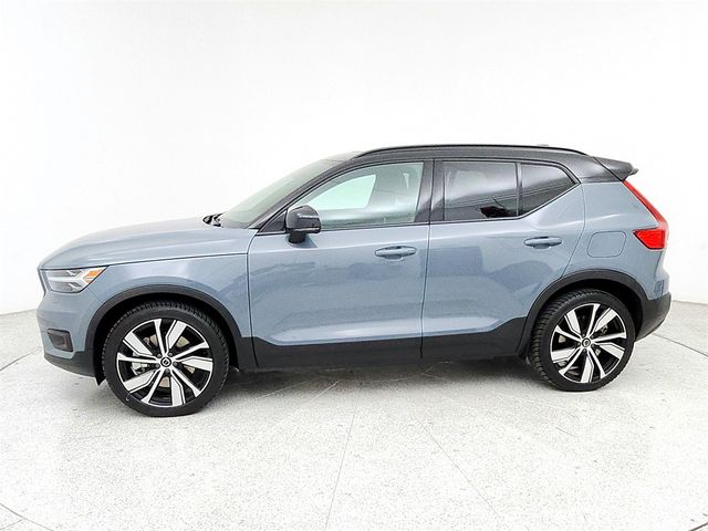 2021 Volvo XC40 Base