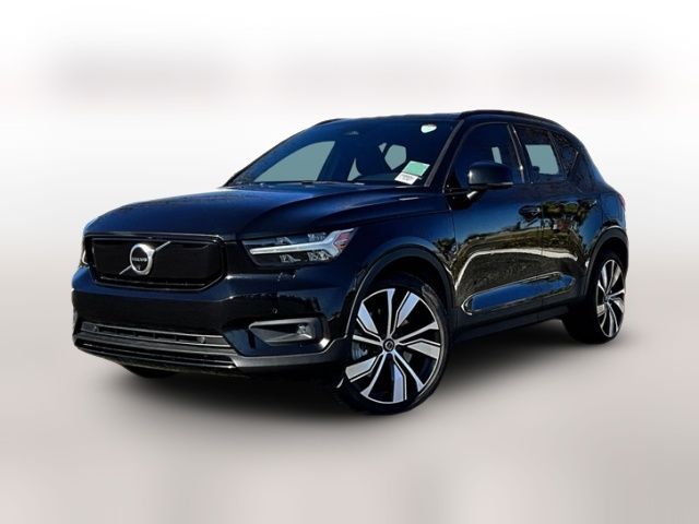 2021 Volvo XC40 Base