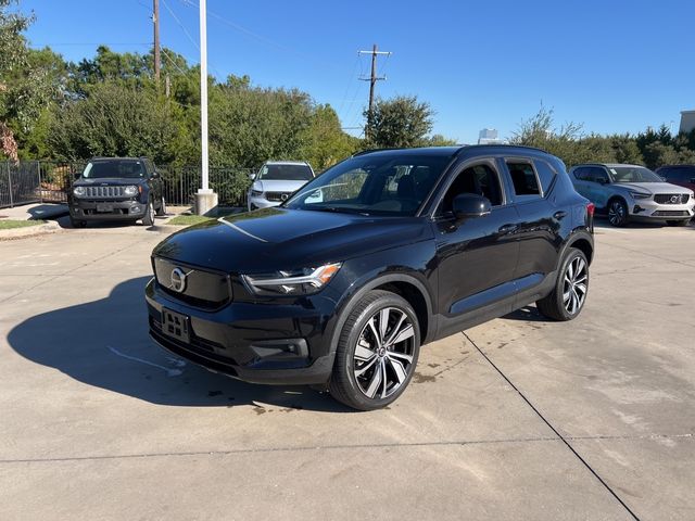 2021 Volvo XC40 Base