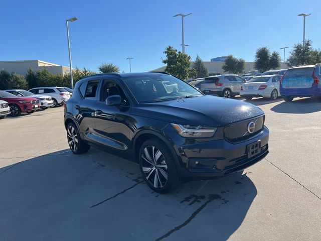 2021 Volvo XC40 Base