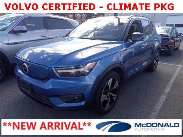 2021 Volvo XC40 Base