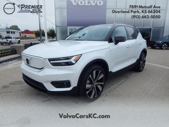 2021 Volvo XC40 Base