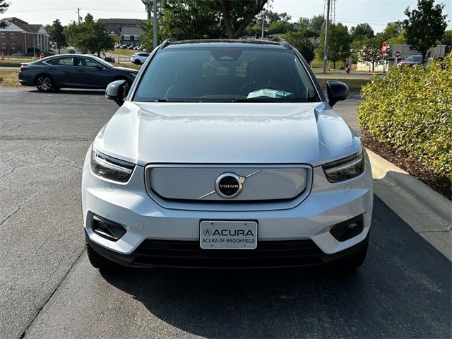 2021 Volvo XC40 Base