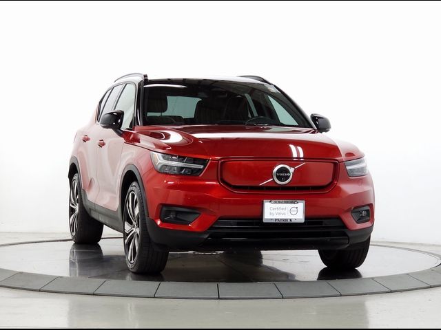 2021 Volvo XC40 Base