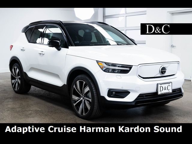 2021 Volvo XC40 Base