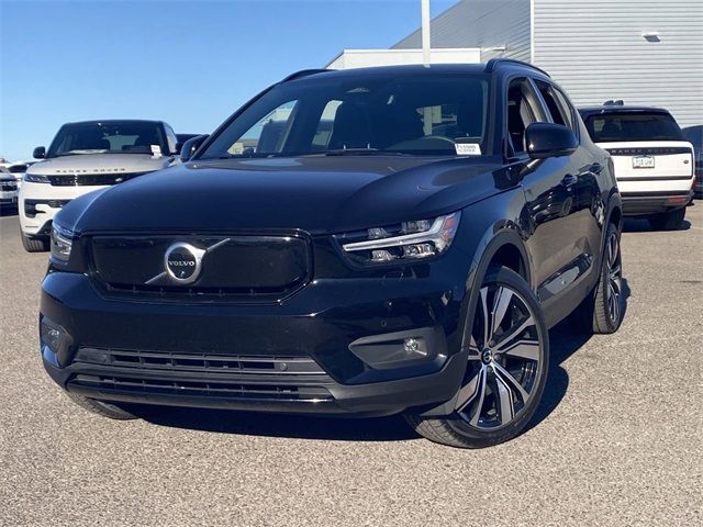 2021 Volvo XC40 Base