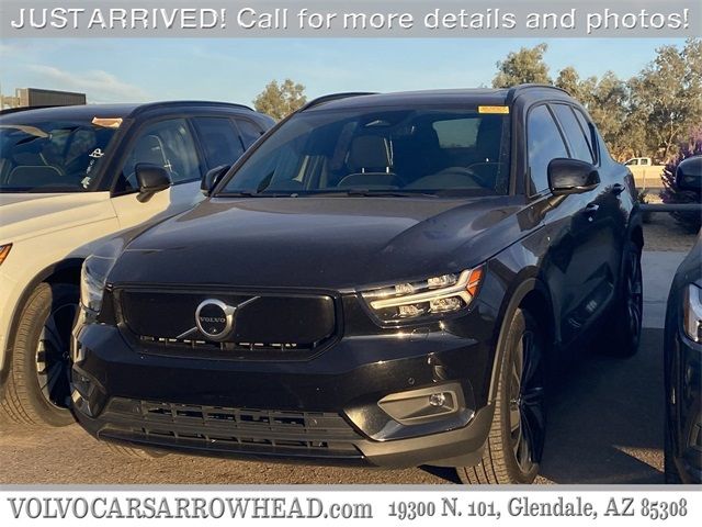 2021 Volvo XC40 Base