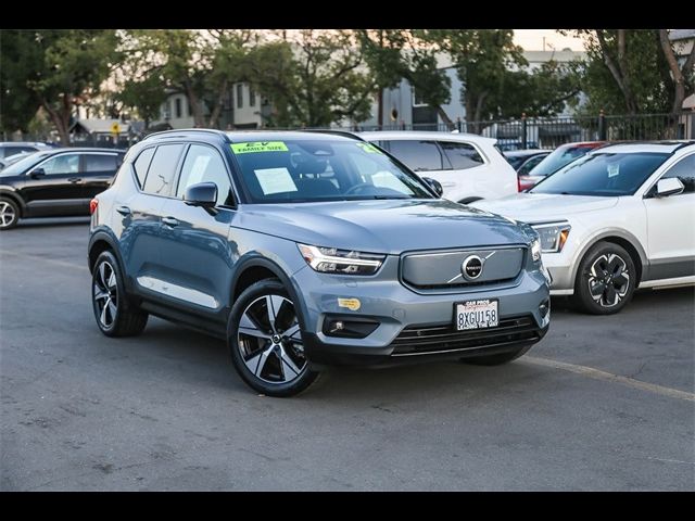 2021 Volvo XC40 Base