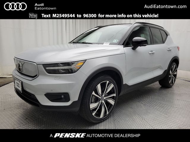 2021 Volvo XC40 Base