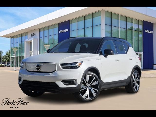 2021 Volvo XC40 Base