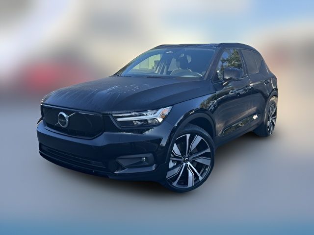 2021 Volvo XC40 Base