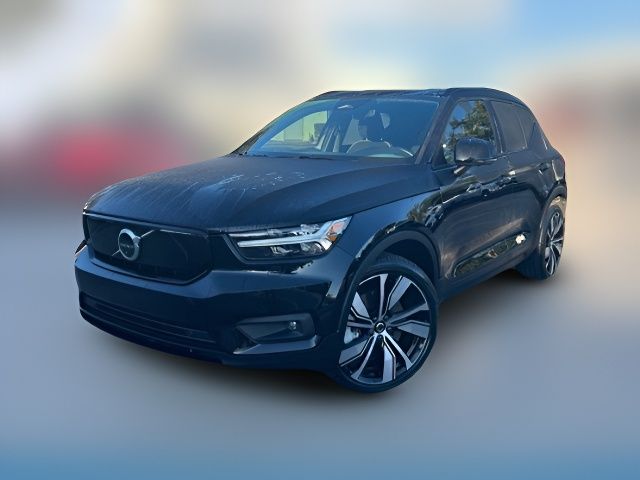 2021 Volvo XC40 Base