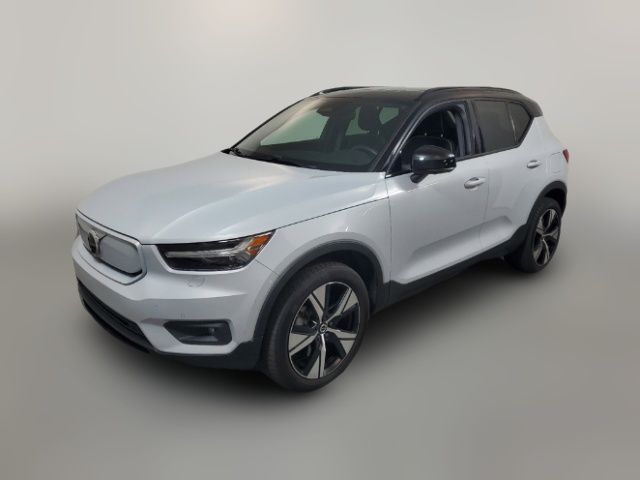 2021 Volvo XC40 Base