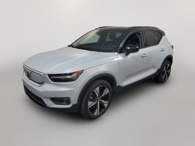 2021 Volvo XC40 Base