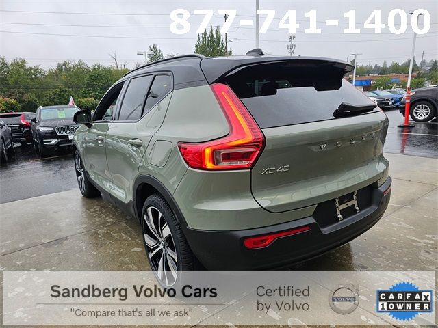 2021 Volvo XC40 Base