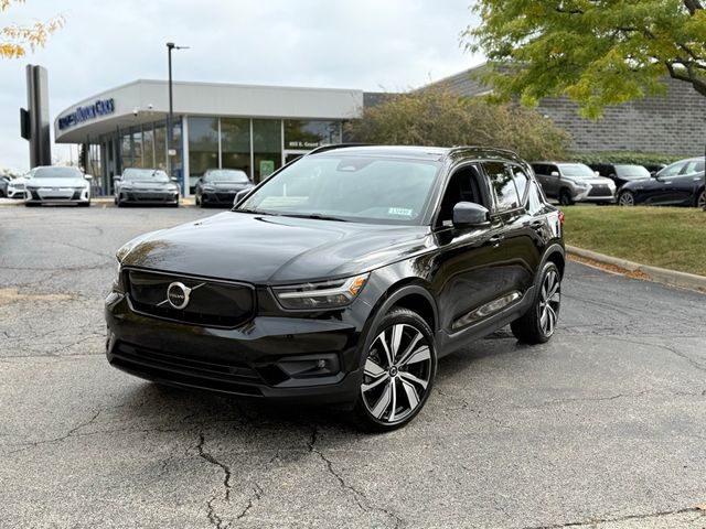 2021 Volvo XC40 Base