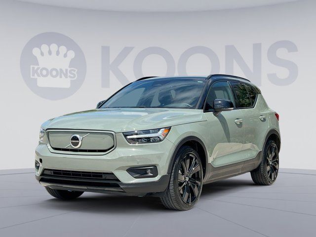 2021 Volvo XC40 Base