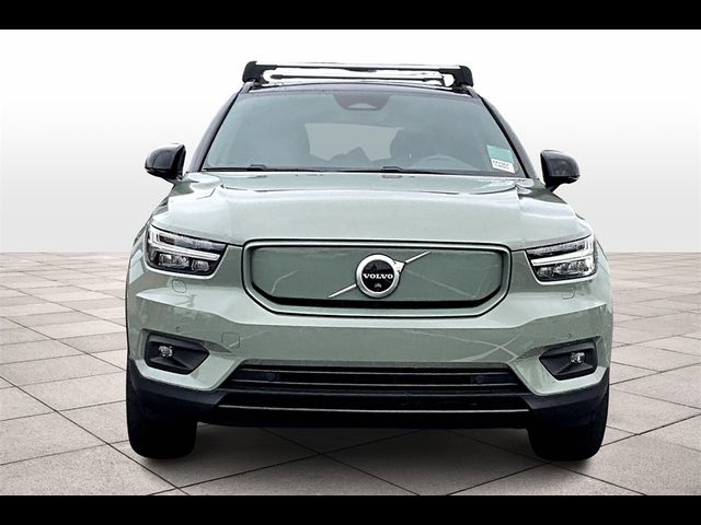 2021 Volvo XC40 Base