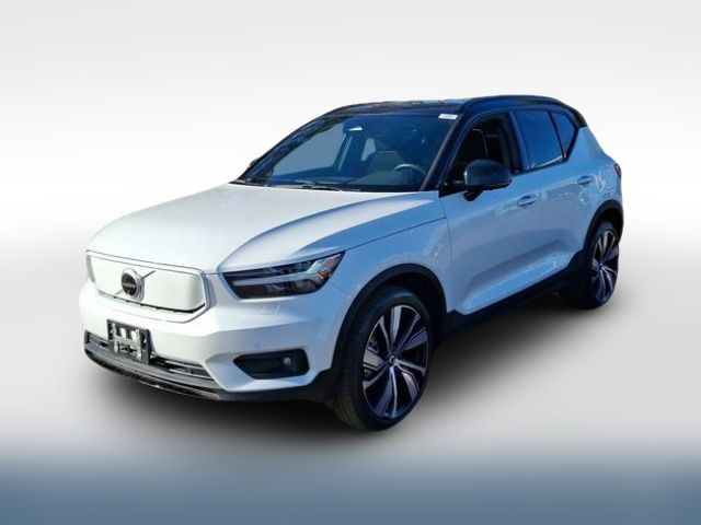 2021 Volvo XC40 Base