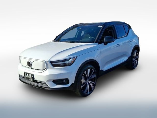 2021 Volvo XC40 Base