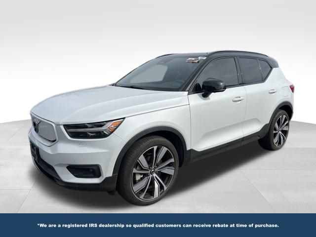 2021 Volvo XC40 Base