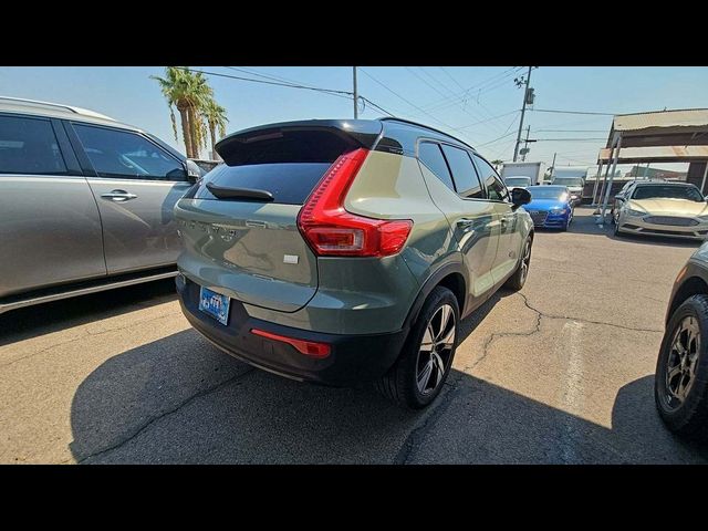 2021 Volvo XC40 Base