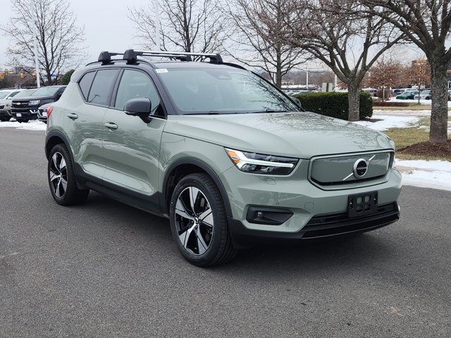 2021 Volvo XC40 Base