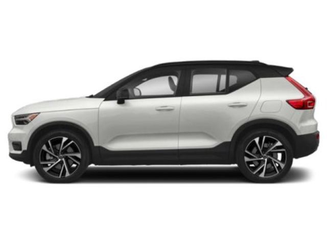 2021 Volvo XC40 Base