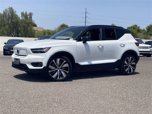 2021 Volvo XC40 Base